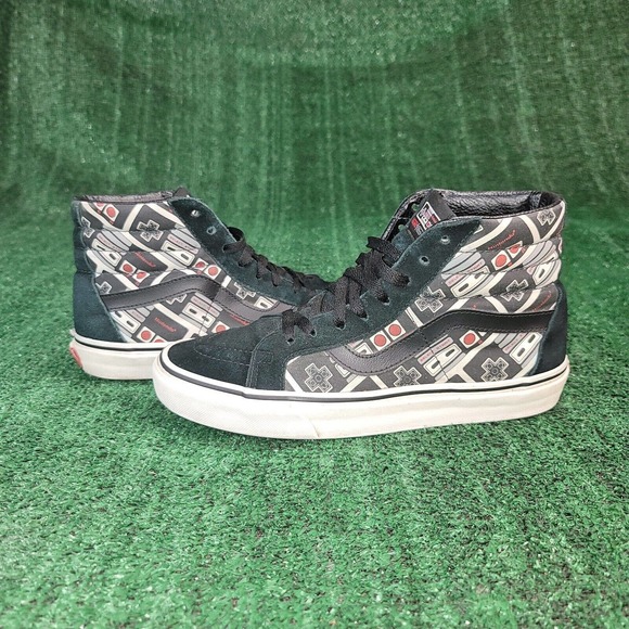 VANS Sk8-Hi Reissue x Nintendo Controller Men's size 7 / Women's size 8.5 - Picture 2 of 14